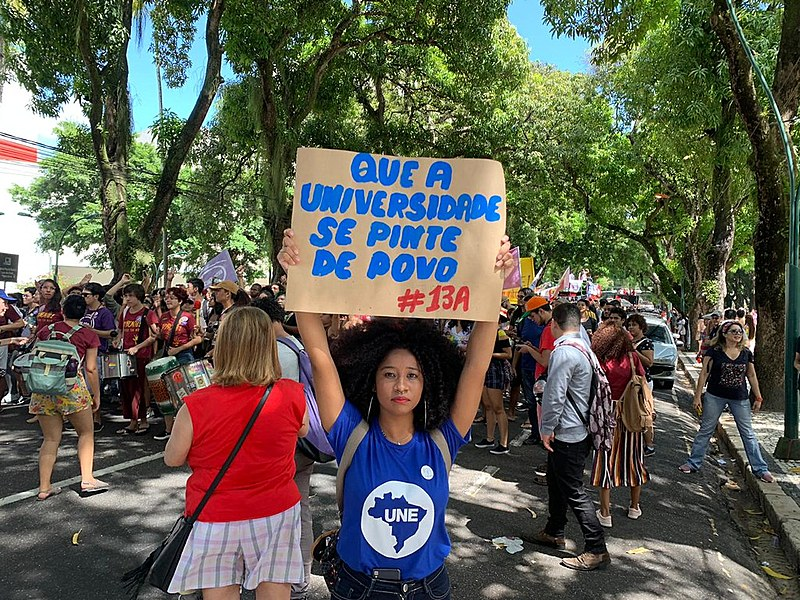 Atos pela educação são destaque da Rede Lula Livre desta terça-feira (13) – 13/08/2019